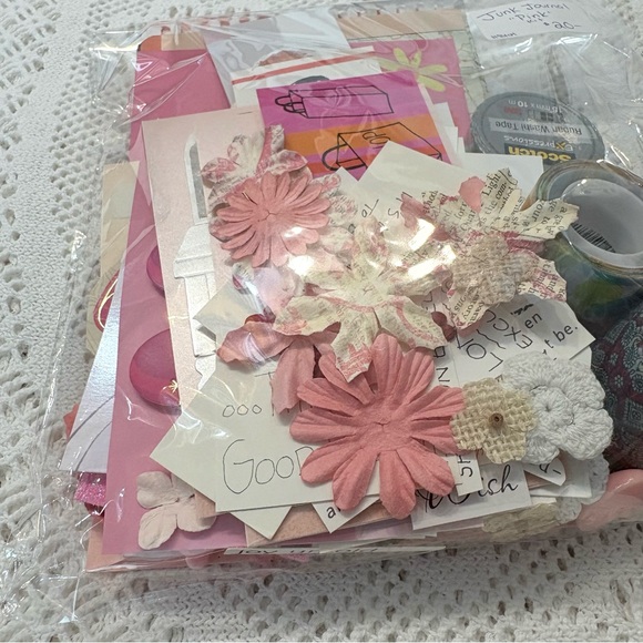 DIY Junk Journal Mystery Surprise Kit - ‘Pink’ - Vintage Ephemera 100 + PIECES - Picture 2 of 5